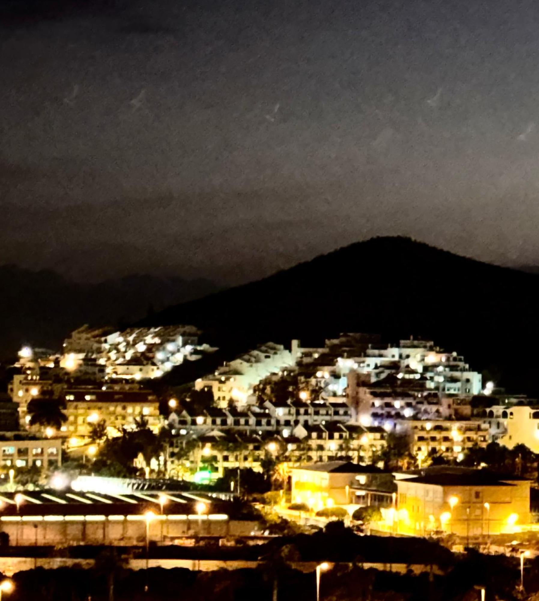 Happy Granada Leilighet Los Cristianos  Eksteriør bilde